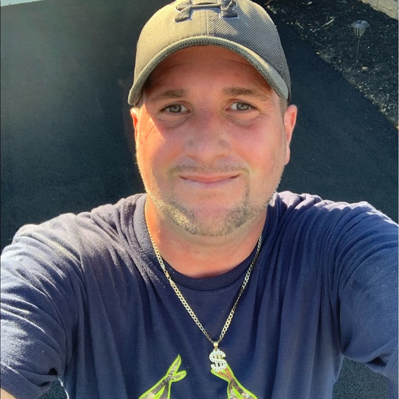 Meet your Posher, Keith - Picture 1 of 1